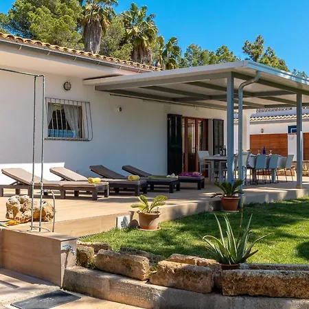 Holiday home Del Llac By Homevillas360 *