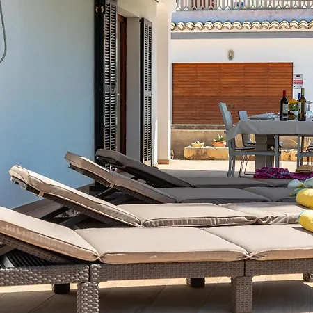 Del Llac By Homevillas360 Holiday home